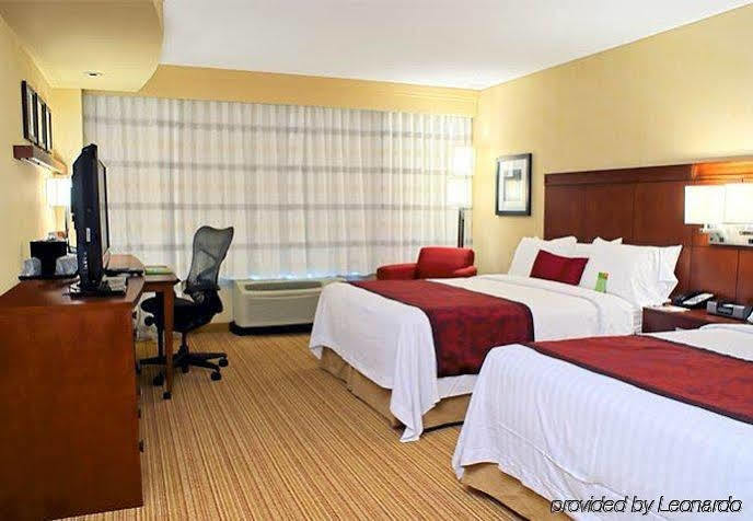 Hotel Courtyard By Marriott Downtown 3*